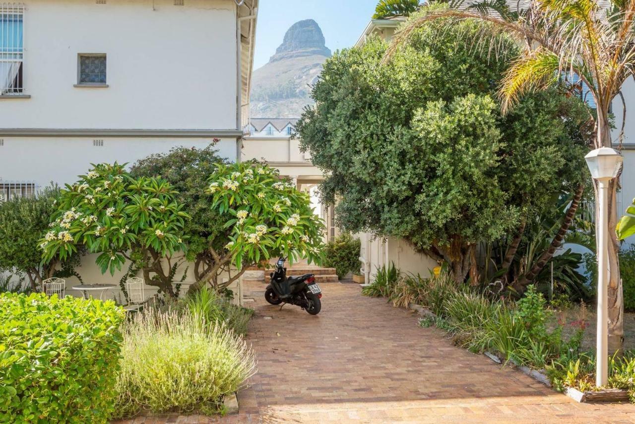 Prince Edward C Cape Town Exterior photo